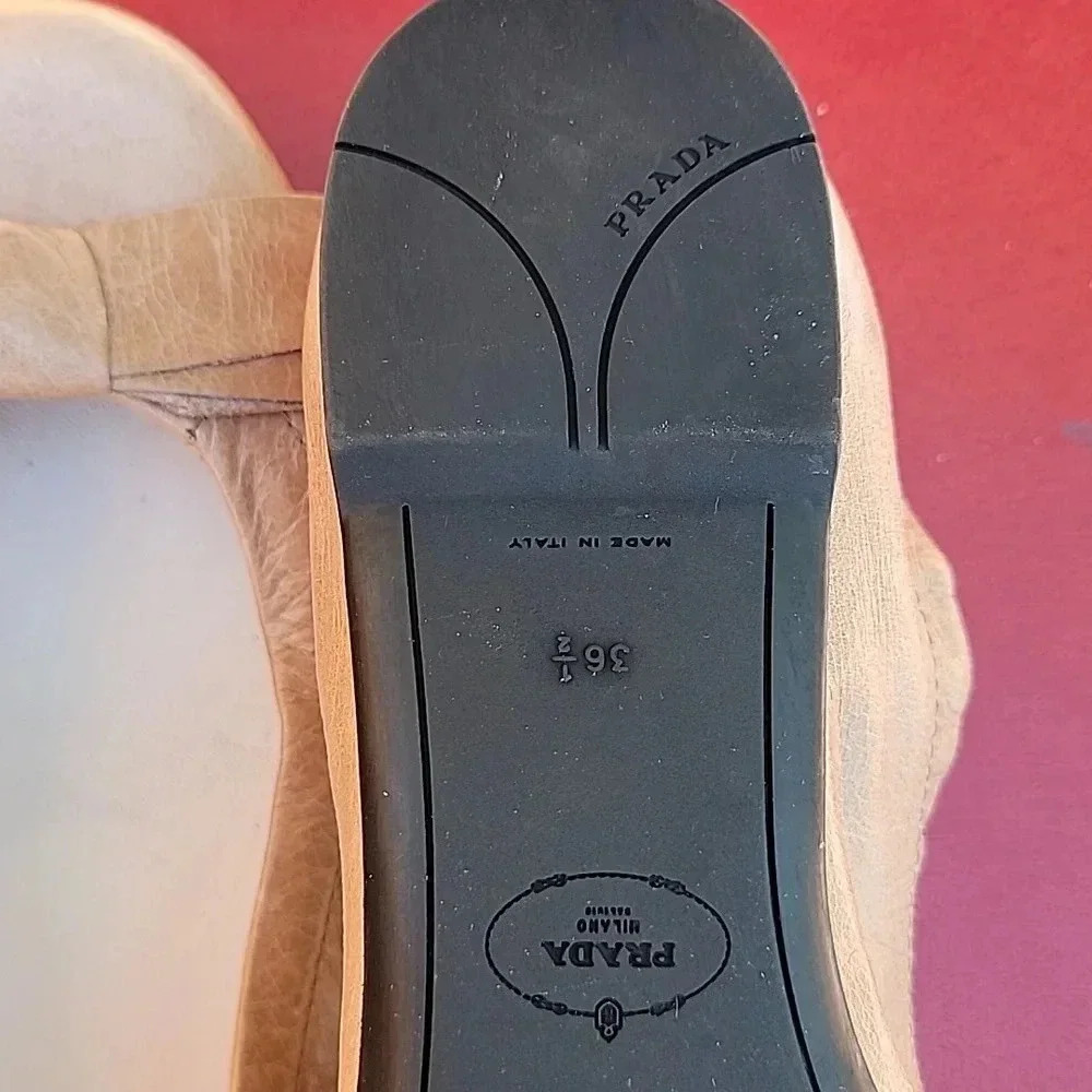 Prada flats - Picture 5 of 9